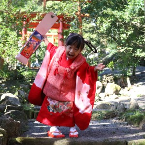 毎日お調子者の元気な娘。
七五三のこの日もこの笑顔でパシャリ
娘らしさが出てる写真
すくすく元気に大きくなっているようで何より