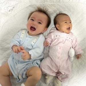 娘たちの子供です
孫の笑顔に元気もらっています
すくすく大きくなぁれ