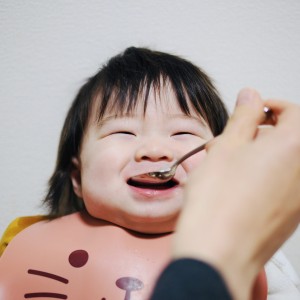 離乳食をこんな笑顔で食べてくれたら
とっても元気もりもりで過ごせるね