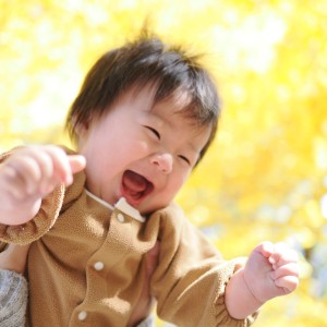 たかいたかいされて、ニコニコ元気いっぱい
秋っていい季節だなぁ