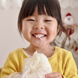 2歳の娘はとにかく食べるの大好き!
これはおにぎりのおかわり3回目でした!笑