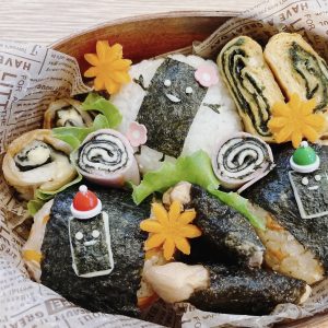 海苔が大好きな主人のお弁当です。
おかずにも海苔を使用して海苔沢山!
これを食べれば元気もりもりまちがいなしです^_^