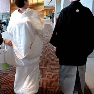 すえ永くお幸せになってください。