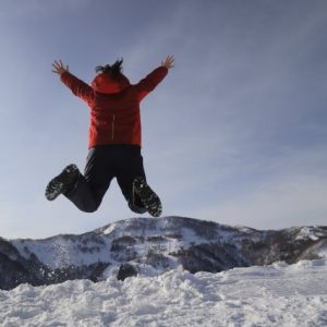 雪山にテンションが上がり遂にJUMP⁇